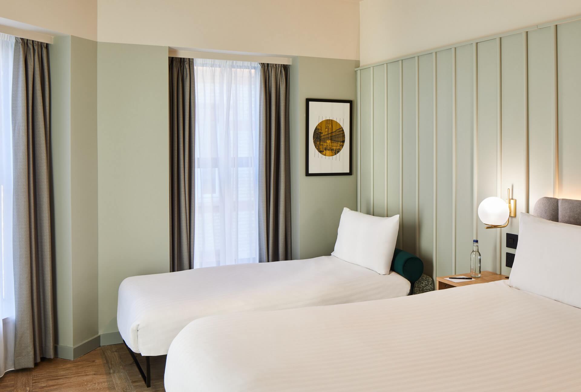 Well-appointed Studio with Sofa Bed at master St. Paul’s London, offering a plush bed and an open, airy living space.